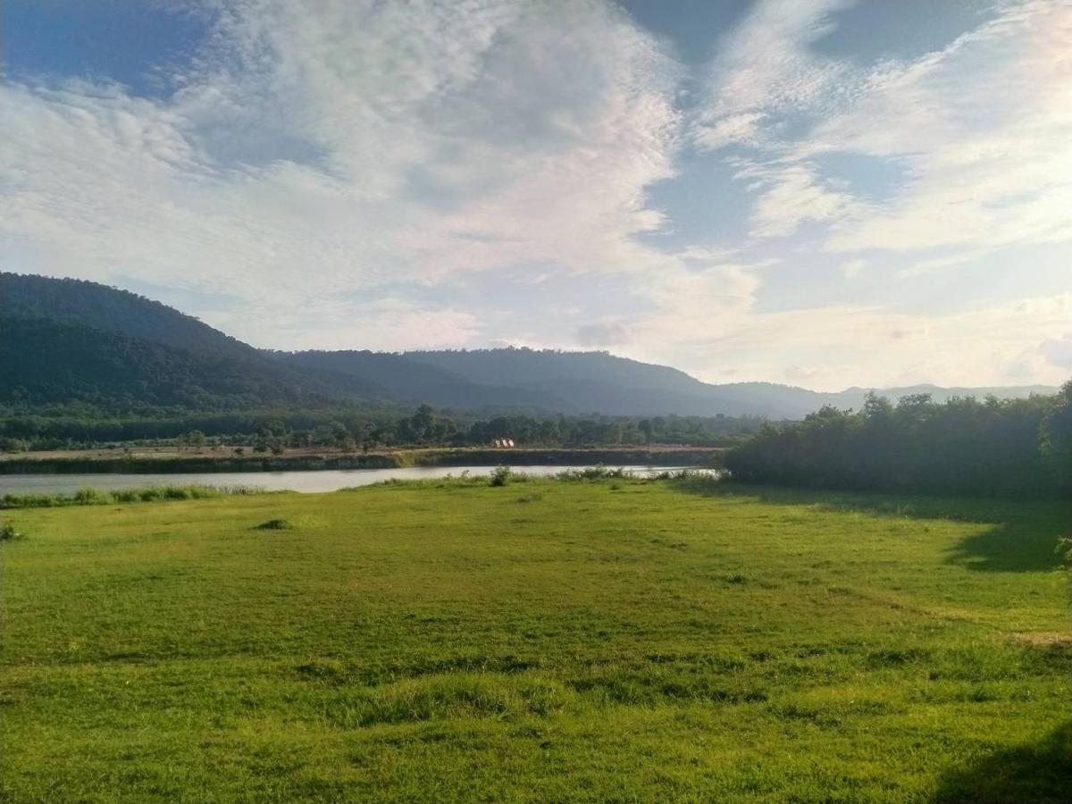Samerdrow Khao Yai Mu Si Esterno foto
