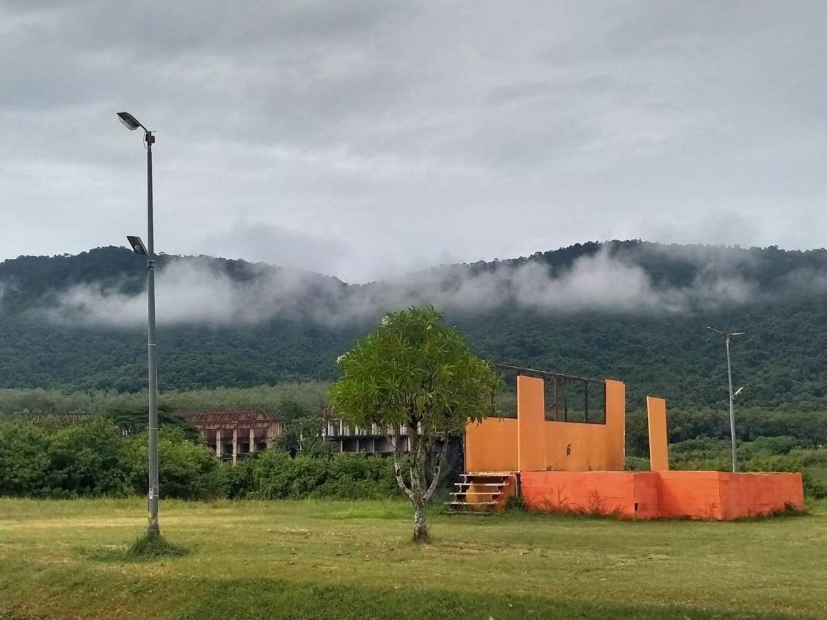 Samerdrow Khao Yai Mu Si Esterno foto