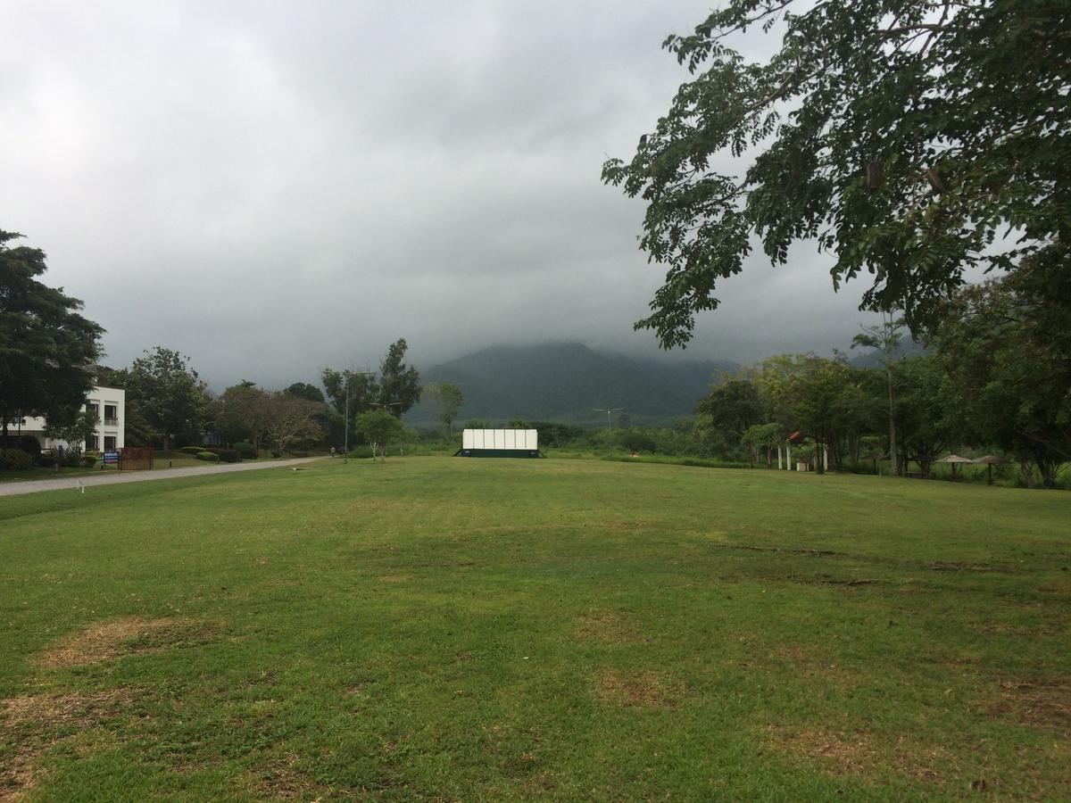 Samerdrow Khao Yai Mu Si Esterno foto